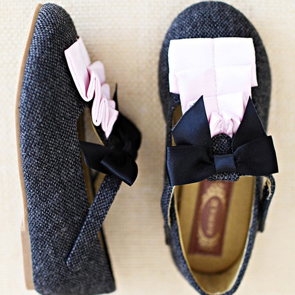 Joyfolie Harlow Mary Janes in Black NWOT